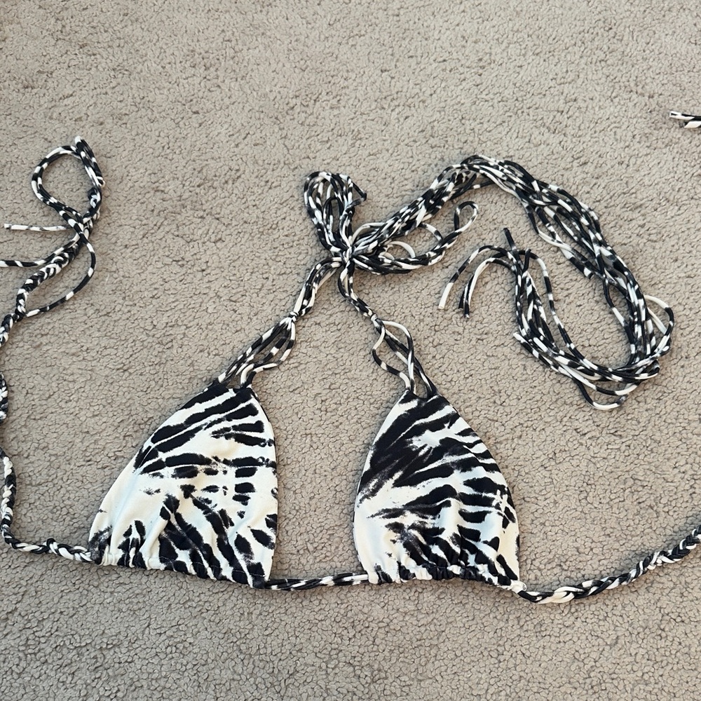 Mikoh Black and White Bikini Top